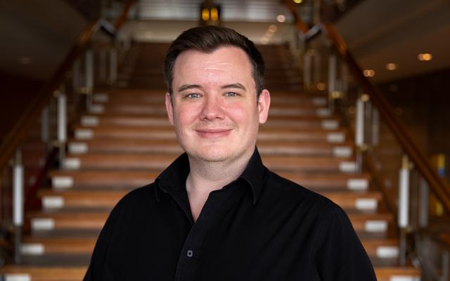 Headshot of Robert Looman